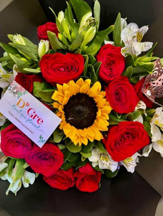 Hermoso amanecer 12 Roses